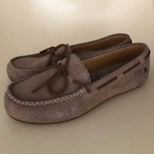 Ugg Moccasins Sz 6